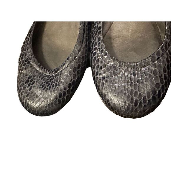Stuart Weitzman Snakeskin Ballet Flats - Picture 6 of 8